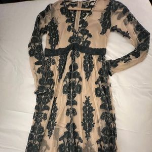 Altars State Emerald Green and Cream Lace/ Mesh Maxi Dress